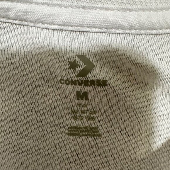 Chuck Taylor Converse All Star NWT Size M (10-12 yrs) White Graphic Logo T-Shirt - Picture 6 of 6